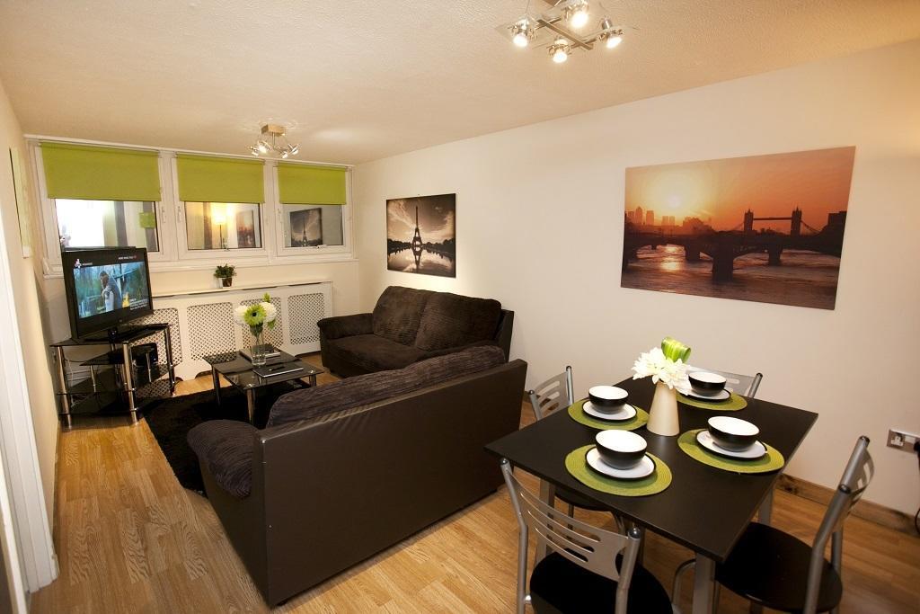 Victoria Centre Apartments In The Victoria Centre Shopping Centre - Nottingham City Centre - 24 Hour Access - Most Central Location, Kitchen - Sunday Check-Out 1Pm - Opposite Hilton By Restaurants & Shops - Outdoor Parking Cars Or Vans Five Pounds A Buitenkant foto