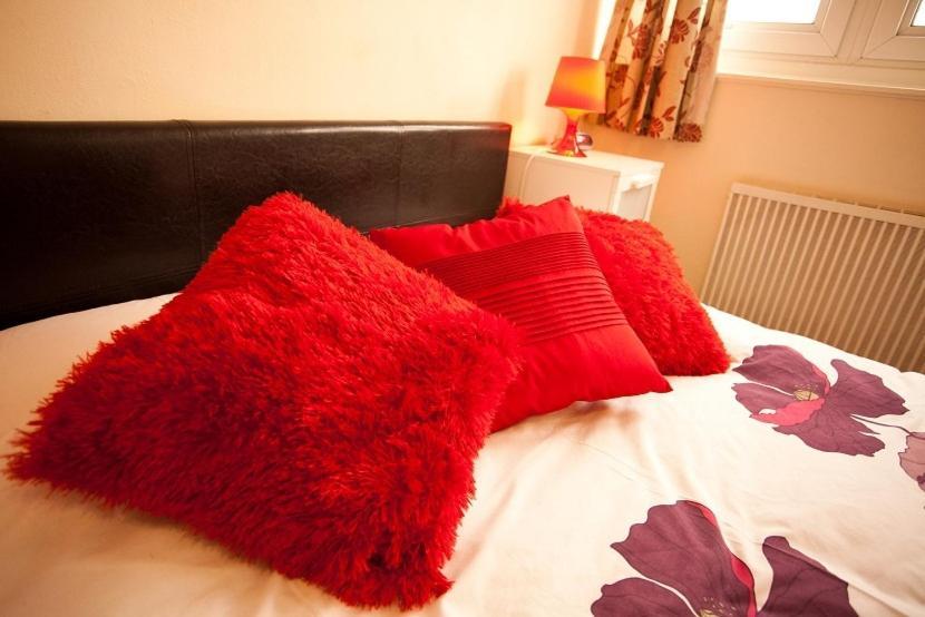 Victoria Centre Apartments In The Victoria Centre Shopping Centre - Nottingham City Centre - 24 Hour Access - Most Central Location, Kitchen - Sunday Check-Out 1Pm - Opposite Hilton By Restaurants & Shops - Outdoor Parking Cars Or Vans Five Pounds A Buitenkant foto