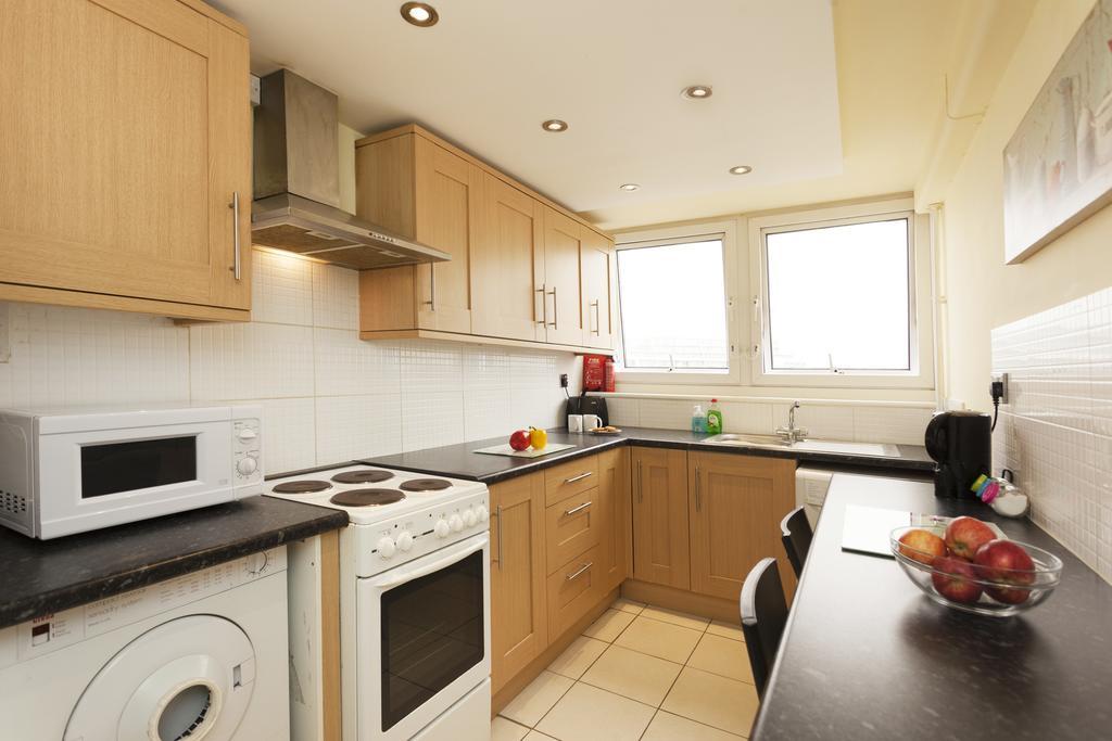 Victoria Centre Apartments In The Victoria Centre Shopping Centre - Nottingham City Centre - 24 Hour Access - Most Central Location, Kitchen - Sunday Check-Out 1Pm - Opposite Hilton By Restaurants & Shops - Outdoor Parking Cars Or Vans Five Pounds A Buitenkant foto