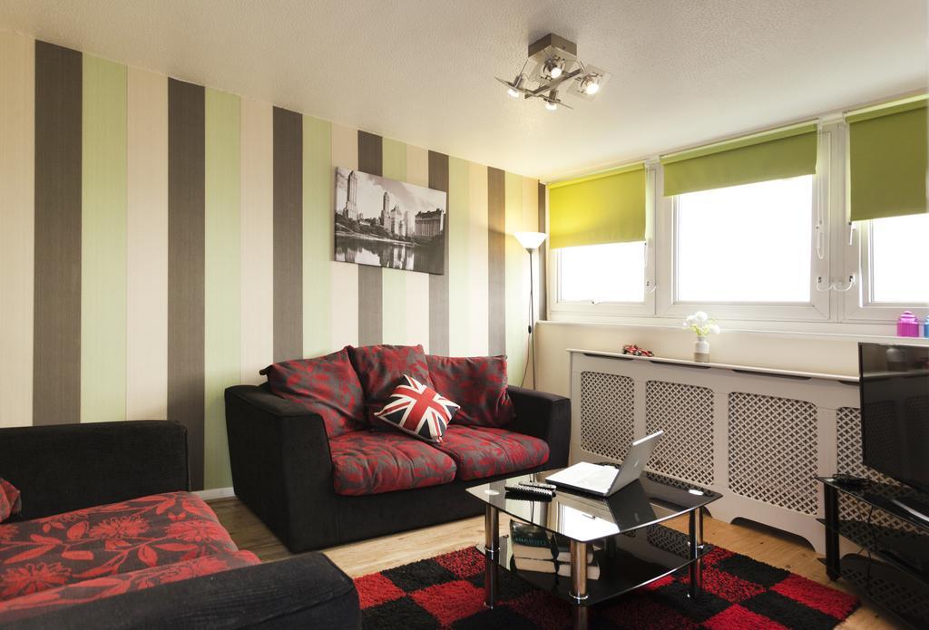 Victoria Centre Apartments In The Victoria Centre Shopping Centre - Nottingham City Centre - 24 Hour Access - Most Central Location, Kitchen - Sunday Check-Out 1Pm - Opposite Hilton By Restaurants & Shops - Outdoor Parking Cars Or Vans Five Pounds A Buitenkant foto
