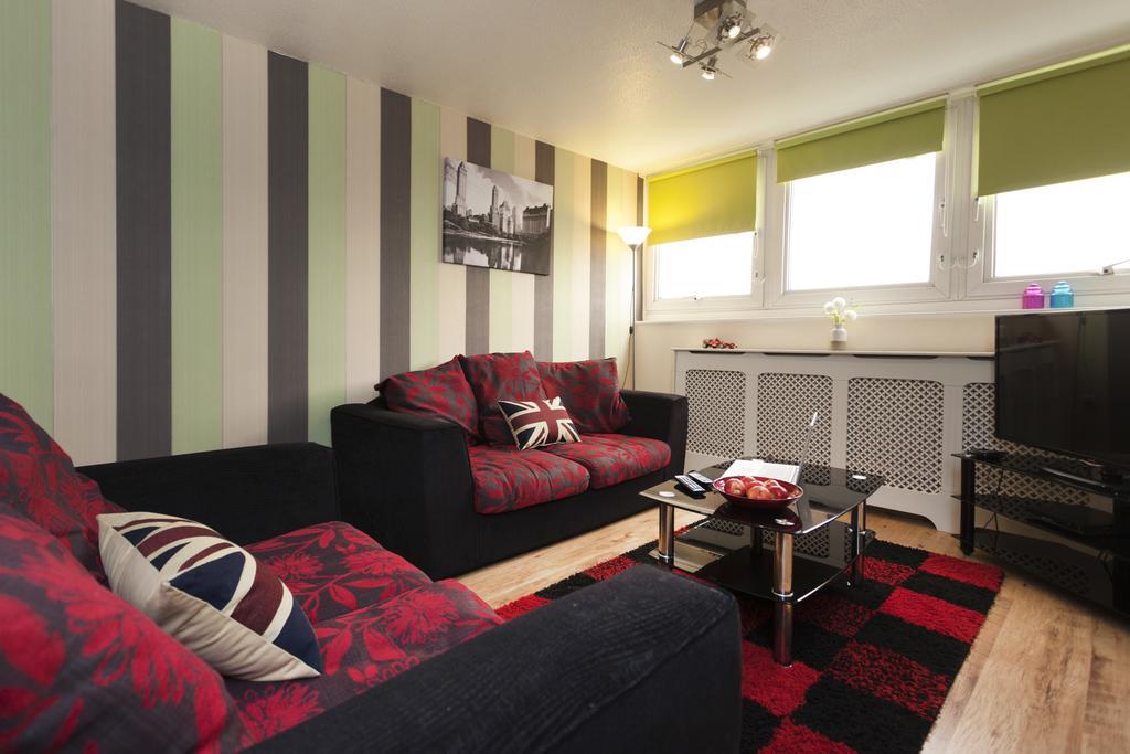 Victoria Centre Apartments In The Victoria Centre Shopping Centre - Nottingham City Centre - 24 Hour Access - Most Central Location, Kitchen - Sunday Check-Out 1Pm - Opposite Hilton By Restaurants & Shops - Outdoor Parking Cars Or Vans Five Pounds A Buitenkant foto